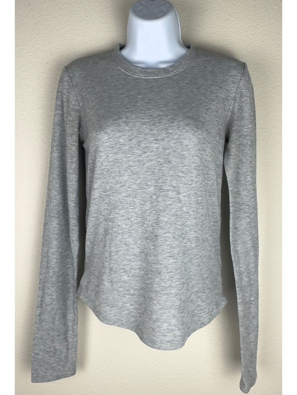 American Eagle Women’s M Gray Soft Stretch Basic Athleisure Layering Top